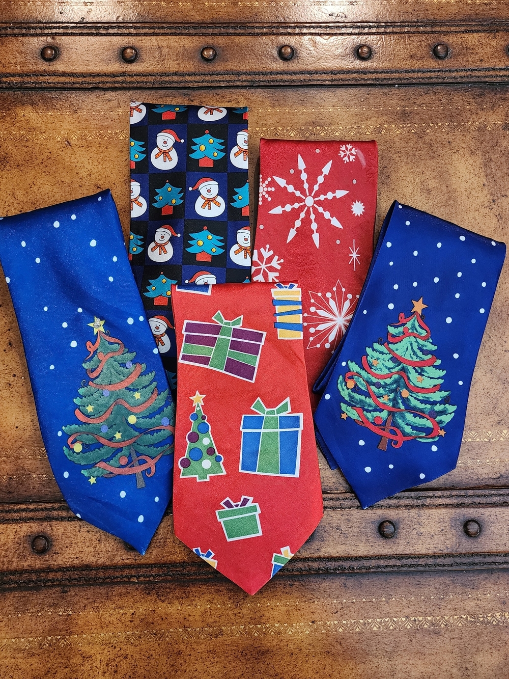 Christmas Novelty Necktie Lot of 5 Men’s Holiday Ties Musical Christmas Tree